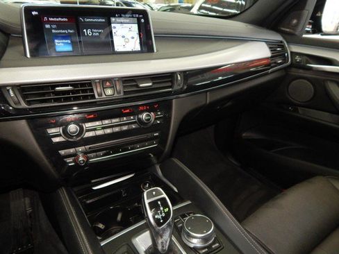 Used 2019 BMW X6 xDrive35i w/ M Sport Package image 20