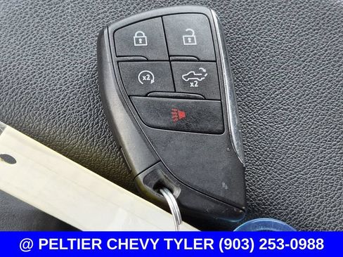 Used 2023 Chevrolet Silverado 1500 LT AWD/4WD image 40