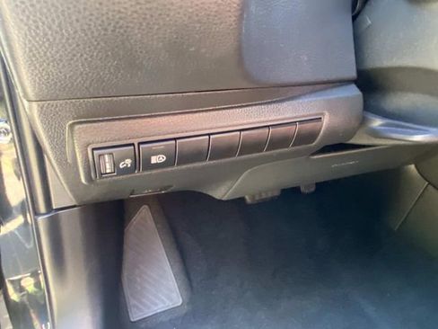 Used 2023 Toyota Corolla SE FWD image 14