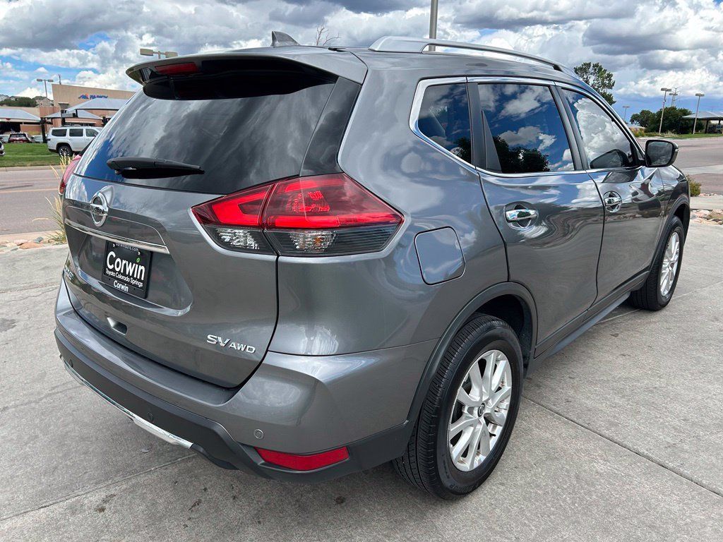 Used 2020 Nissan Rogue SV AWD/4WD image 7