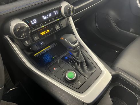 Used 2019 Toyota RAV4 XSE AWD/4WD image 23