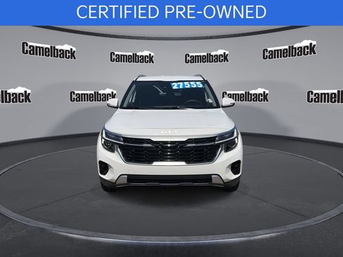Certified 2025 Kia Seltos EX FWD image 2