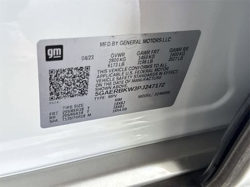 Used 2023 Buick Enclave Essence image 26