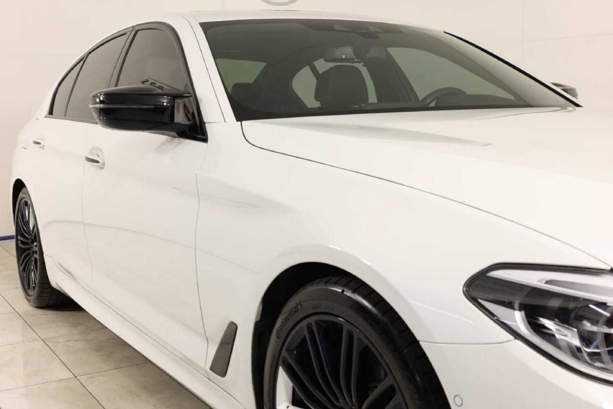 Used 2018 BMW M550i xDrive AWD/4WD image 38