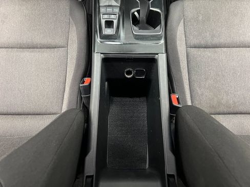 Used 2025 Toyota Camry LE FWD image 42