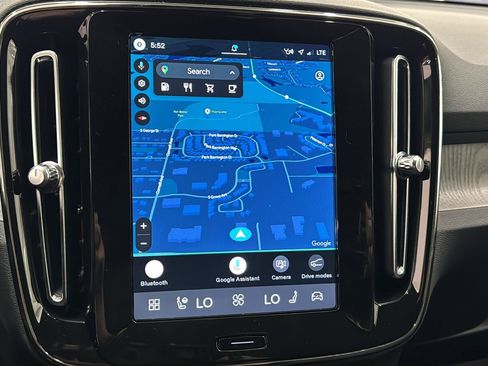 New 2026 Volvo XC40 B5 Core w/ Climate Package image 16