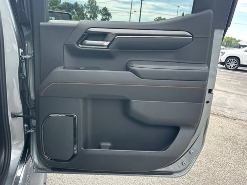 New 2026 GMC Sierra 1500 AT4 w/ Technology Package AWD/4WD image 17