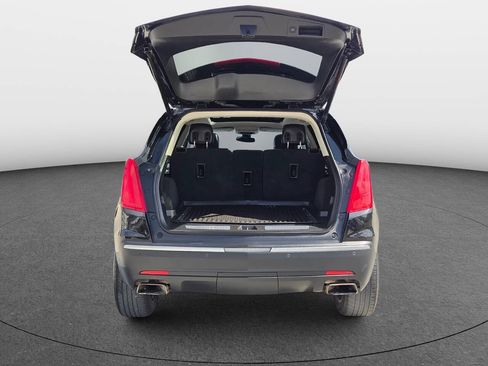 Used 2018 Cadillac XT5 Premium Luxury FWD image 7