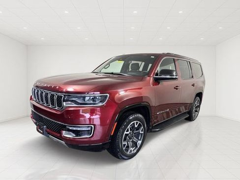 Certified 2024 Jeep Wagoneer Series III AWD/4WD image 3