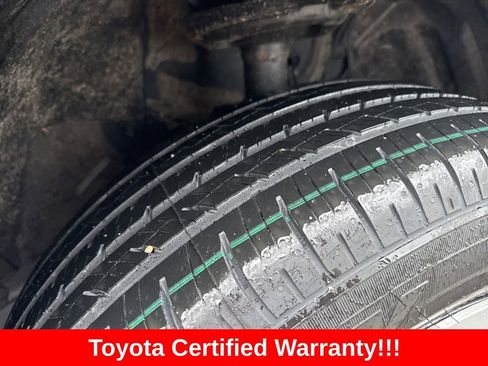 Used 2023 Toyota RAV4 LE AWD/4WD image 3