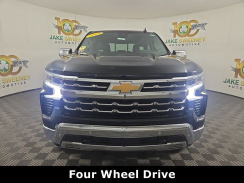 Used 2025 Chevrolet Silverado 1500 LTZ w/ Technology Package image 2