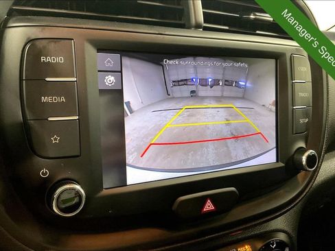 Used 2025 Kia Soul LX w/ LX Technology Package FWD image 27