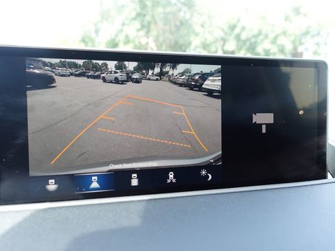 Used 2023 Acura MDX SH-AWD w/ Technology Package image 17