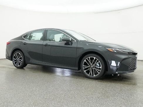 New 2026 Toyota Camry XLE image 28