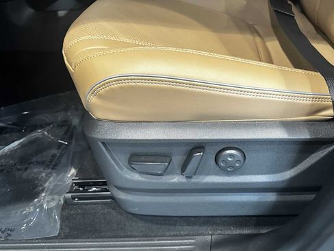 New 2026 INFINITI QX80 Luxe w/ Cargo Package image 12