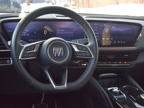 Used 2025 Buick Envision Sport Touring image 21