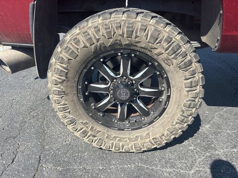 Used 2013 RAM 2500 Tradesman w/ Chrome Appearance Group AWD/4WD image 19