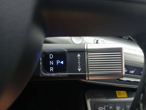New 2026 Hyundai Kona SEL Premium FWD image 18