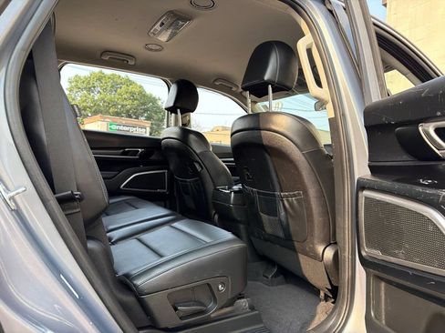Used 2024 Kia Telluride LX AWD/4WD image 13