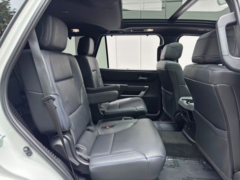 Used 2023 Toyota Sequoia Platinum AWD/4WD image 45