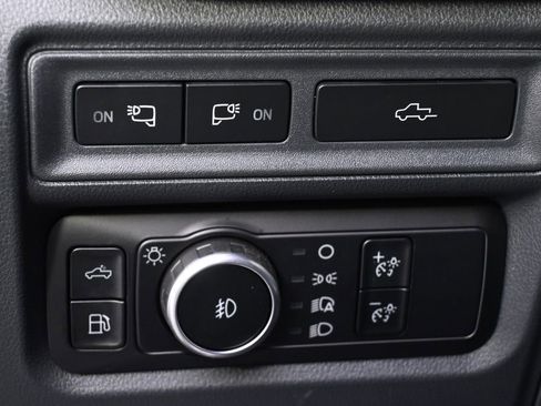 Used 2024 Ford F150 Platinum image 26