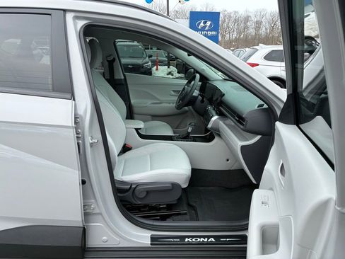 Used 2024 Hyundai Kona SEL image 22