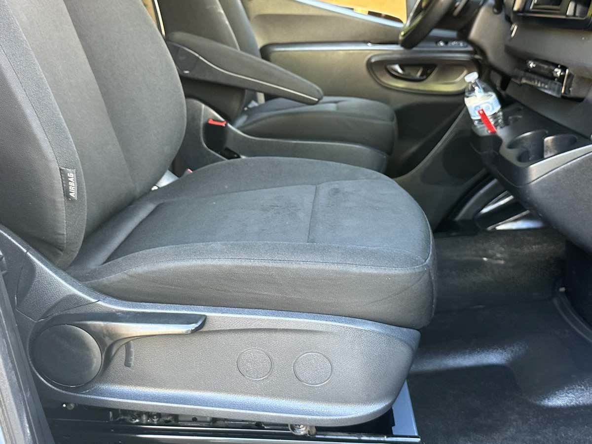 Used 2019 Mercedes-Benz Sprinter 144 image 14