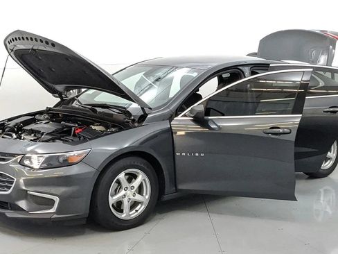 Used 2017 Chevrolet Malibu LS FWD image 11
