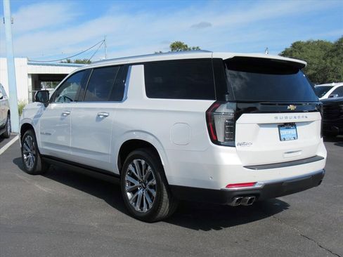 Certified 2025 Chevrolet Suburban High Country image 6