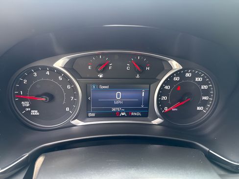 Used 2022 Chevrolet Equinox RS AWD/4WD image 23