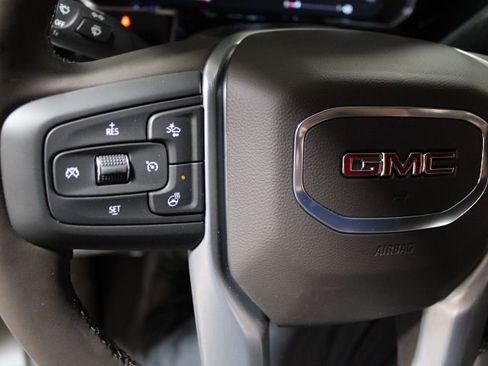 New 2026 GMC Sierra 2500 SLT w/ SLT Premium Package image 33