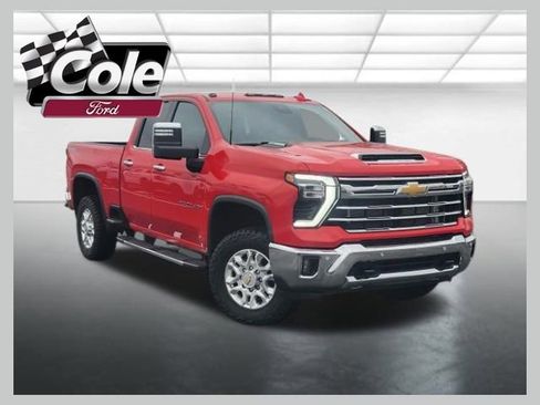Used 2024 Chevrolet Silverado 2500 LTZ w/ LTZ Plus Package image 1