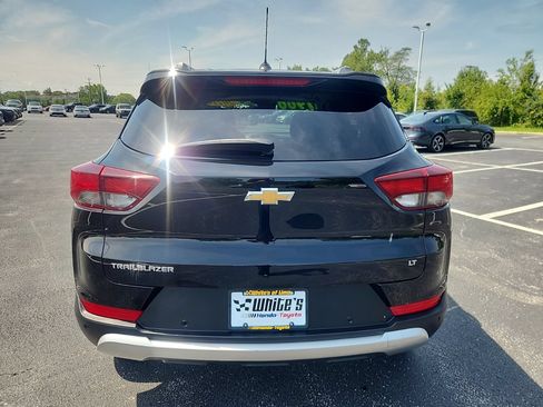 Used 2021 Chevrolet TrailBlazer LT w/ Sun and Liftgate Package FWD image 6