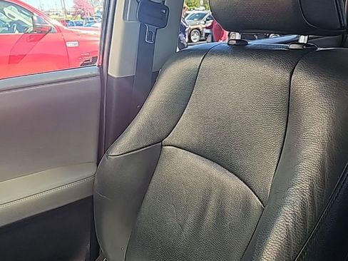 Used 2013 Toyota 4Runner SR5 w/ Premium Pkg w/3rd Row Seat image 10