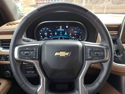 Certified 2023 Chevrolet Suburban Premier w/ Advanced Technology Package image 21