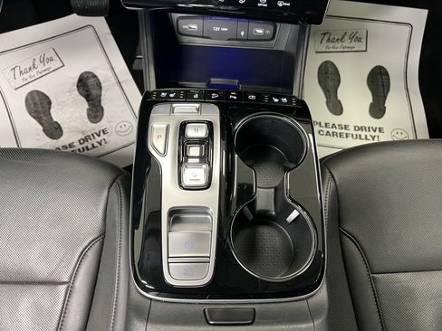 Used 2023 Hyundai Tucson Limited image 11