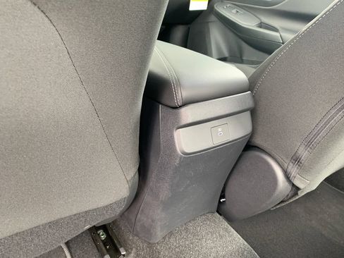 New 2026 Nissan Sentra SV w/ SV Convenience Package FWD image 21