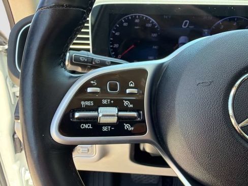 Used 2021 Mercedes-Benz GLE 350 4MATIC image 29