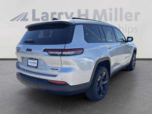 New 2025 Jeep Grand Cherokee L Limited w/ Black Appearance Package image 8