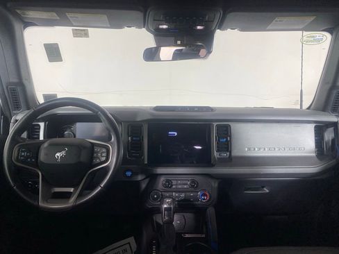 Used 2024 Ford Bronco Black Diamond image 11