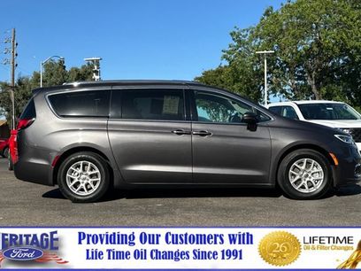 Used 2021 Chrysler Pacifica Touring-L