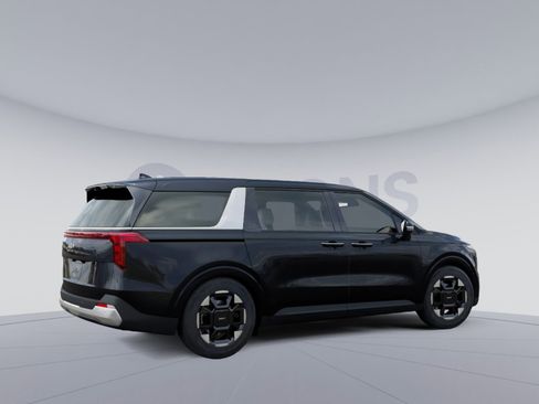 New 2026 Kia Carnival EX image 8