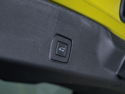 Used 2024 Chevrolet TrailBlazer ACTIV w/ Convenience Package image 9