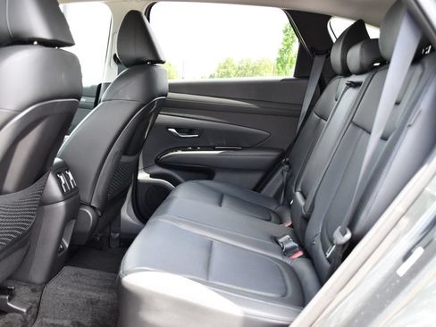 Used 2025 Hyundai Tucson Limited AWD/4WD image 21