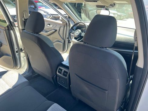 Certified 2023 Nissan Rogue SV AWD/4WD image 14