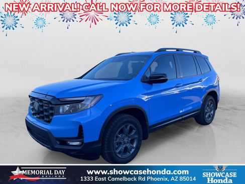 Used 2025 Honda Passport TrailSport image 1