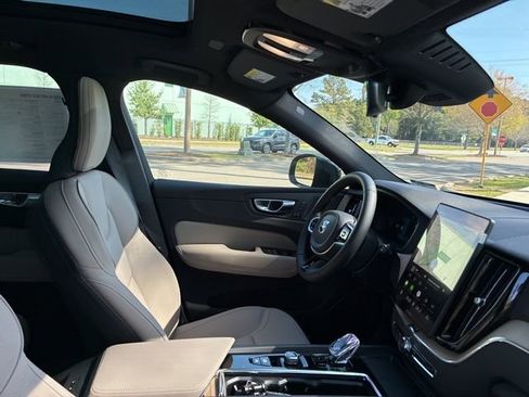 New 2026 Volvo XC60 B5 Plus w/ Protection Package Premier image 24