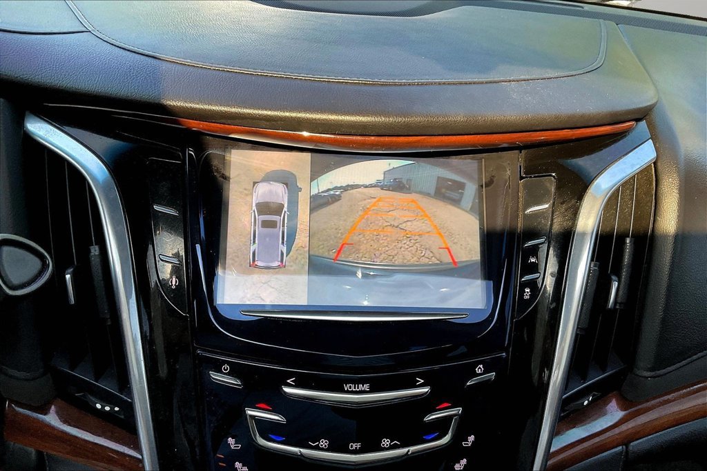 Used 2016 Cadillac Escalade ESV Luxury AWD/4WD image 14
