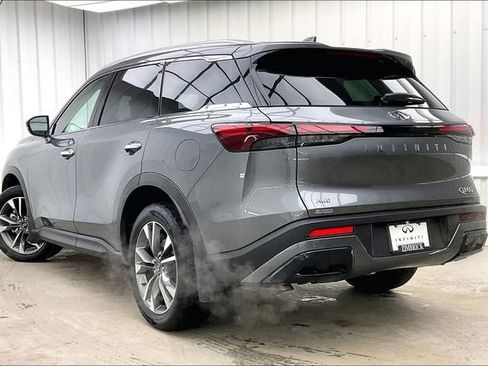 Certified 2025 INFINITI QX60 Luxe image 12