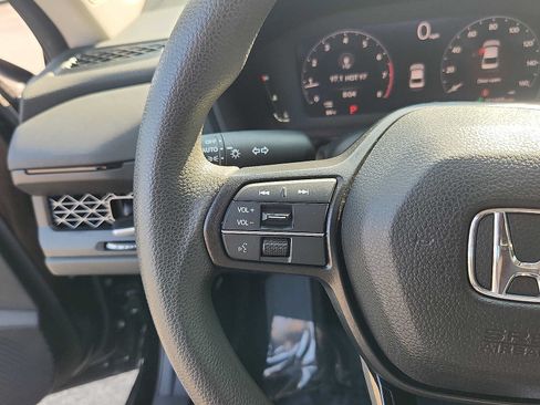 Used 2024 Honda Accord EX image 19